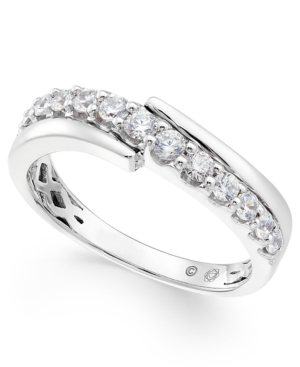image of Diamond Diagonal Band (5/8 ct. t.w.) in 14k White Gold