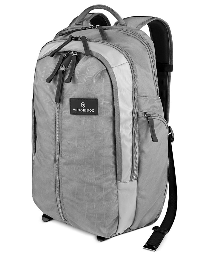 Victorinox Swiss Army Victorinox Altmont 3.0 Vertical Zip Laptop