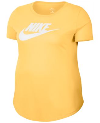 womens yellow nike outfit