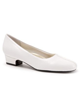 white pumps size 6