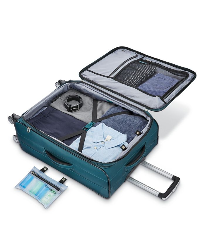 Samsonite XTralight 2.0 25" Softside CheckIn Spinner & Reviews