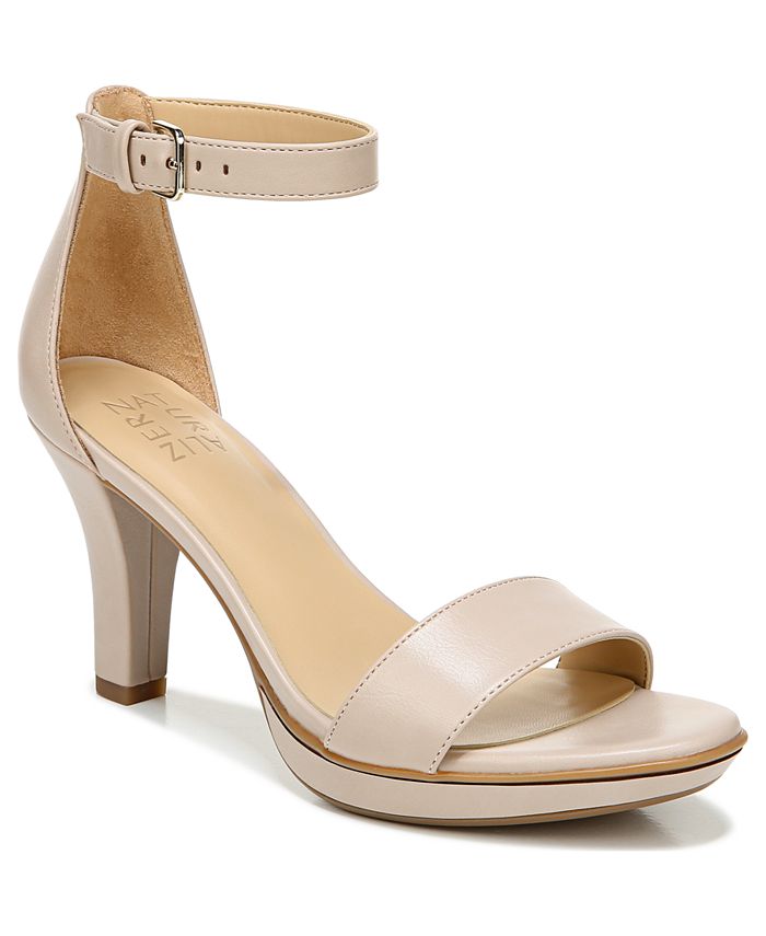Naturalizer dessa discount strap sandal