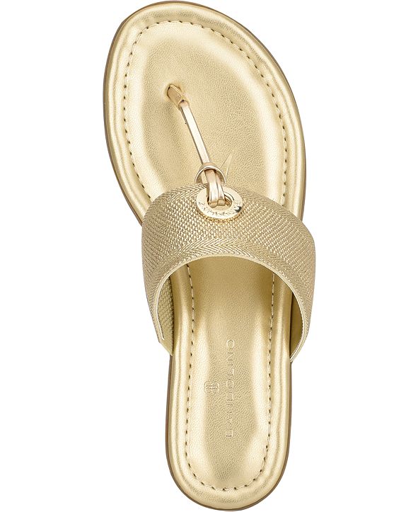 bandolino t strap sandals