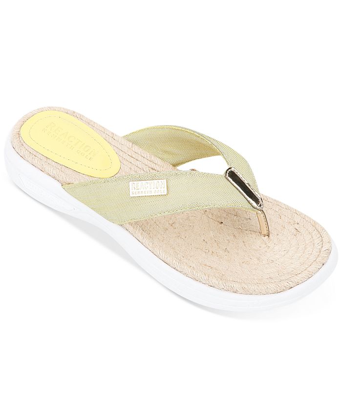 Reaction Kenneth Cole Greatly Platform Wedge Sandal In Soft Gold Snake