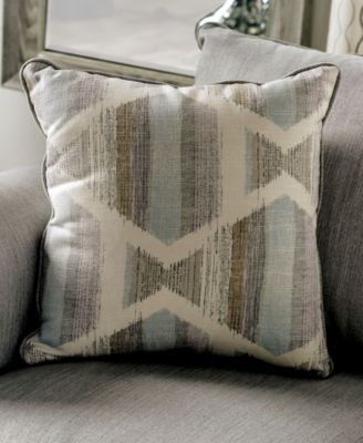 Cohassette Upholstered Loveseat