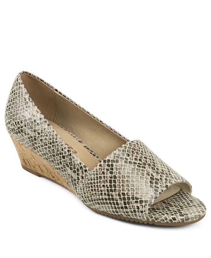 Aerosoles sales wedge shoes