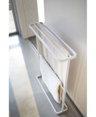 Yamazaki Tower Bath Towel Hanger, White | Vepsäläinen