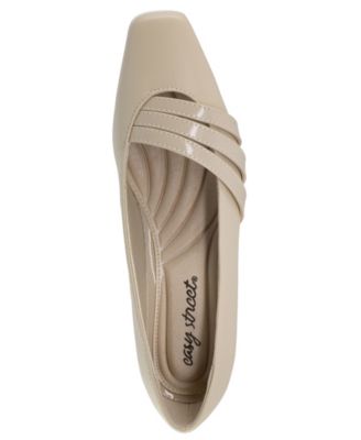 Entice Women's Squared Toe Pumps