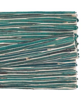 Water Hyacinth Runner