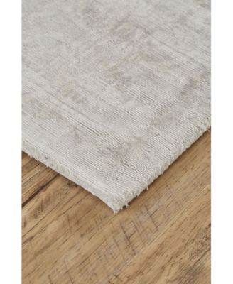 Nadia R8573 Silver 5' x 8' Area Rug