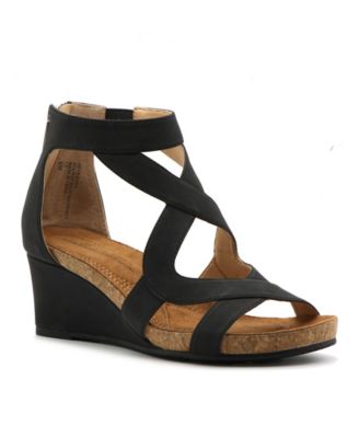 adrienne vittadini thayer wedge sandal