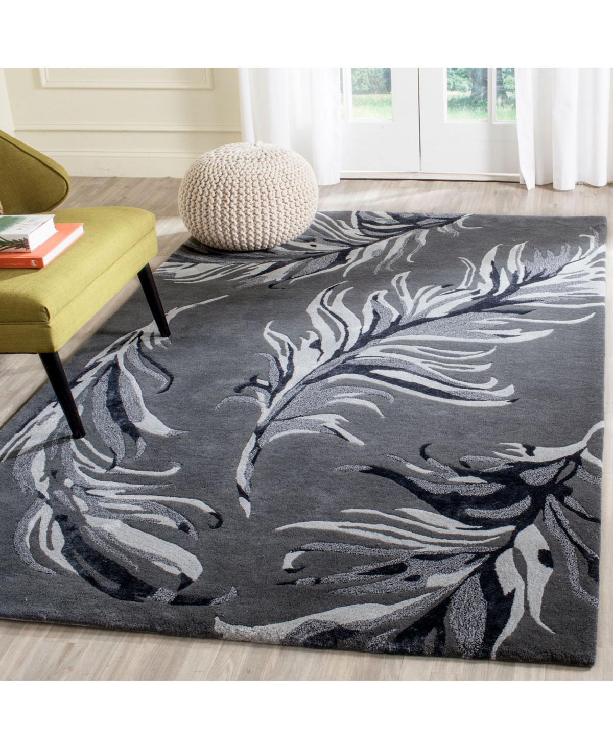 Safavieh Allure 121 FeatherArea Rug - Gray