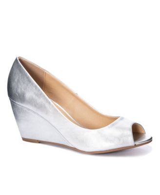 cl by laundry noreen wedge pump