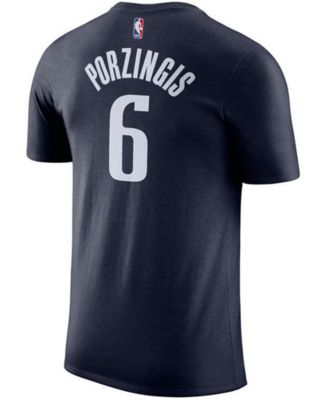 Nike - Dallas Mavericks Men's Statement Player T-shirt Kristaps Porzingis