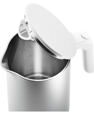 Enfinigy Cool Touch 1.5-L Silver Kettle
