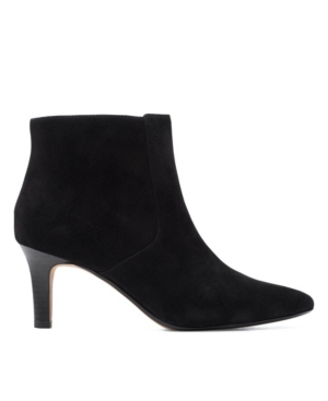 image of Clarks Collection Women-s Ileana Petal Boots Women-s Shoes