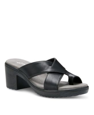 naturalizer gigi sandals