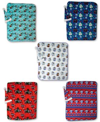 Disney - 2-Pc. Travel Blanket & Santa Hat Set