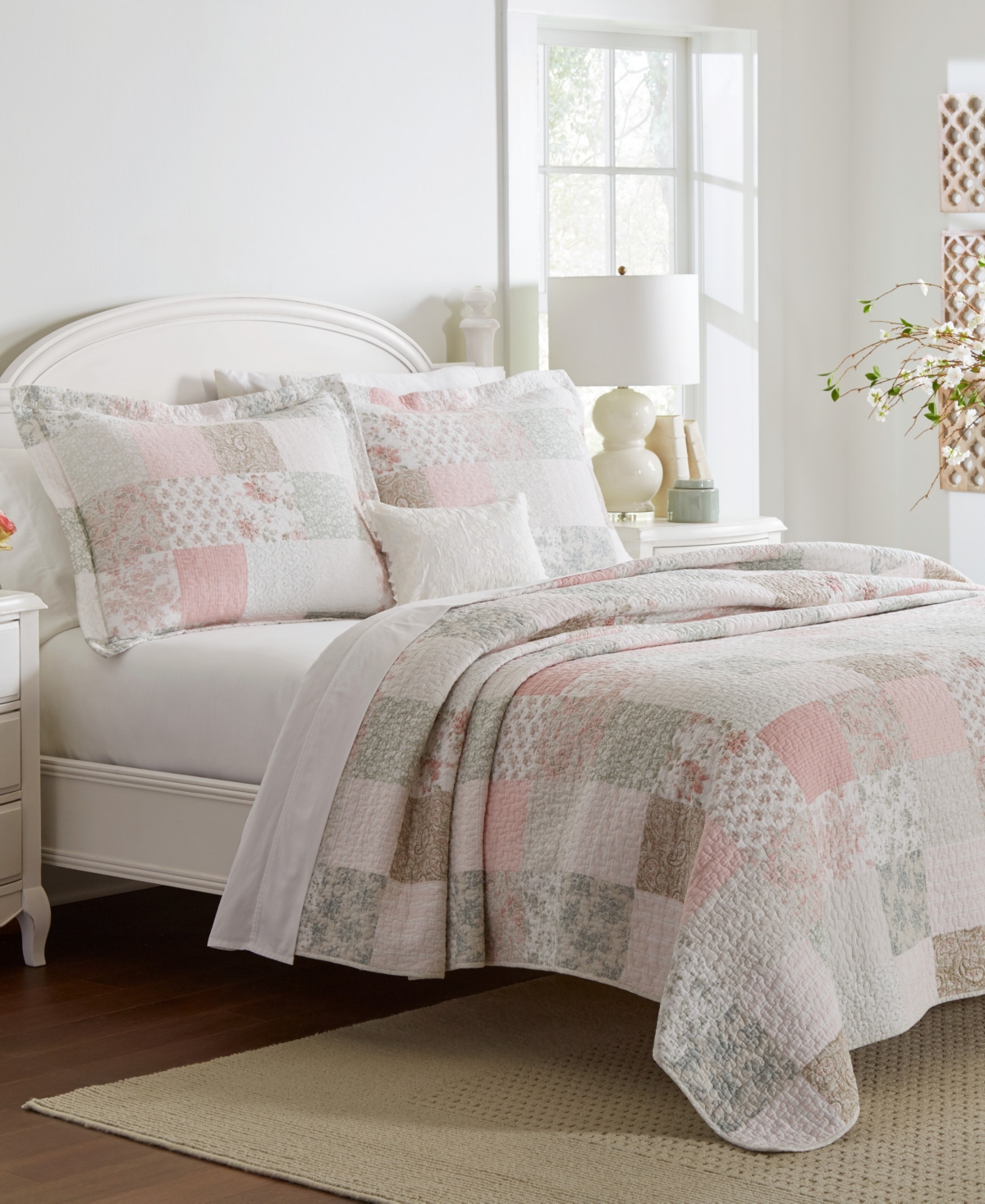 Laura Ashley Celina Patchwork 3-pc. Quilt Set, Full/queen In Pink,sage