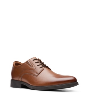 image of Clarks Men-s Whiddon Plain Oxfords Men-s Shoes