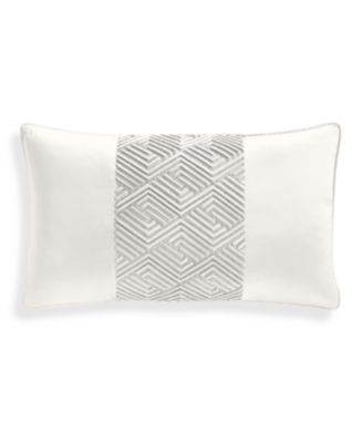 macys hotel collection pillows
