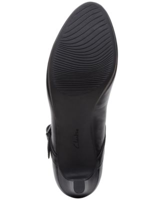 Women's Ambyr Shine Dress Shoes
