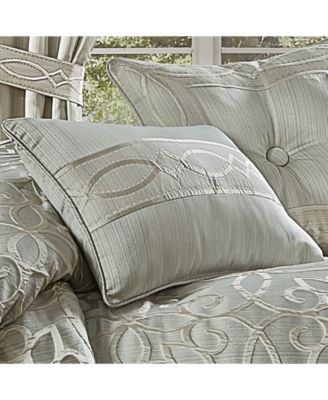 Five Queens Court Nouveau Boudoir Decorative Pillow, 21"