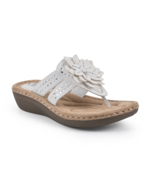Cliffs by White Mountain Women's Cupcake Ii Thong Comfort Sandals Women's Shoes