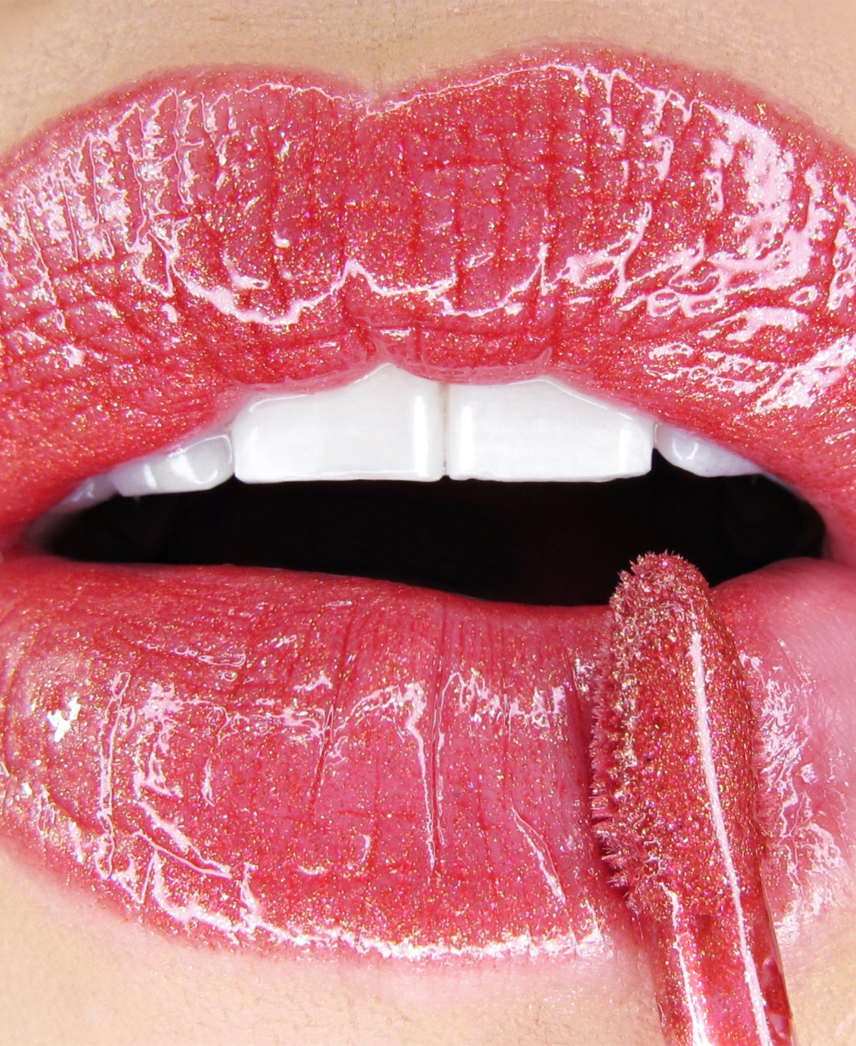 Winky Lux Chandelier Gloss - Lucid - rose red