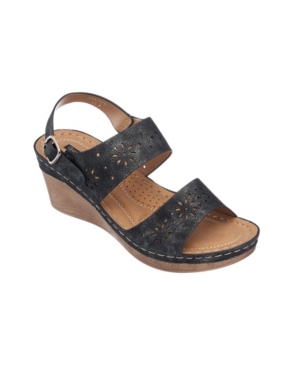 Gc Shoes Cynthia Wedge Sandal Women's Shoes