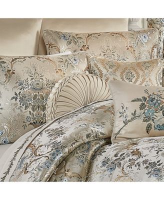 Jacqueline Tufted Decorative Pillow, 15" Round