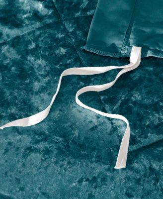 Felicia Velvet 4-Pc. Duvet Cover Set, King/California King