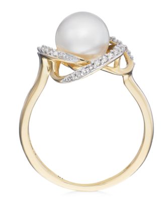 Cultured Freshwater Pearl (8mm) & Diamond (1/8 ct. t.w.) Ring in 14k Gold