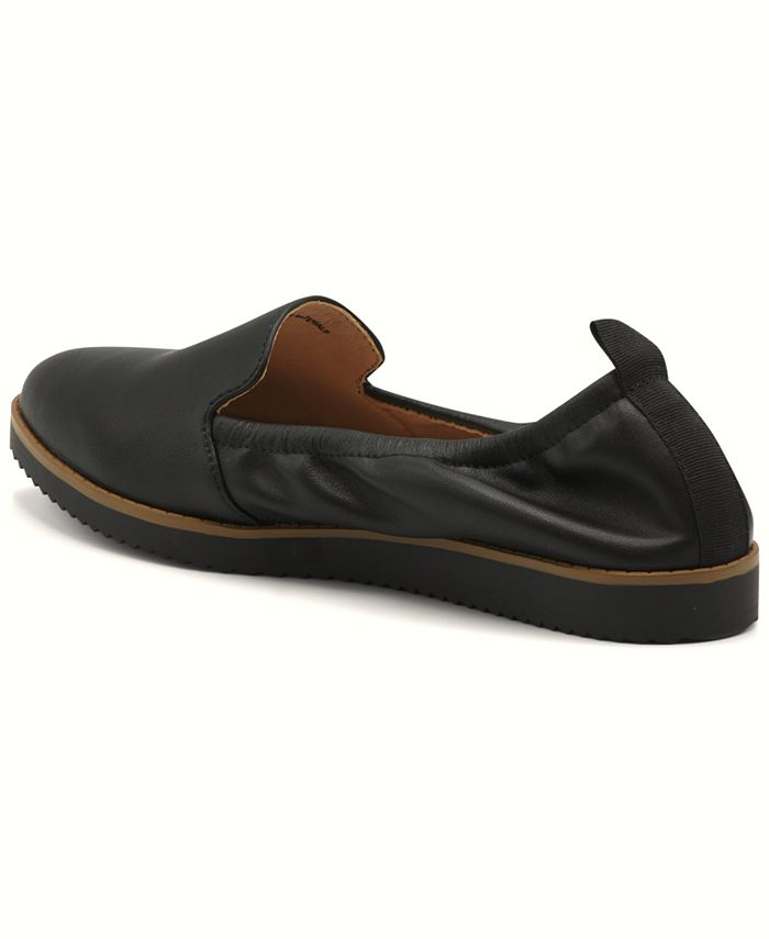 adrienne vittadini shoes flats