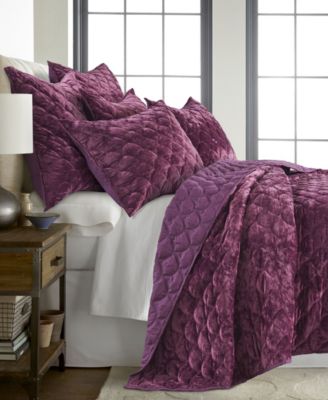 Ellora Velvet Quilt, King