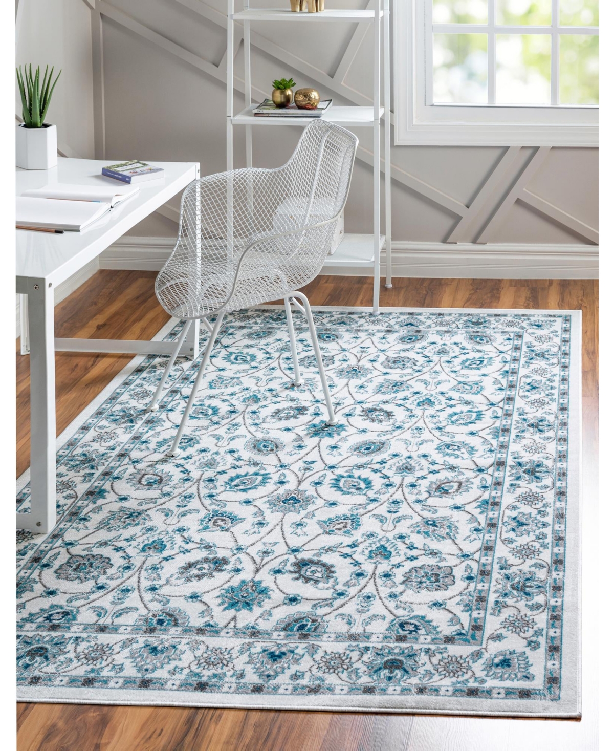 Bayshore Home Gamle Gam-01 Area Rug