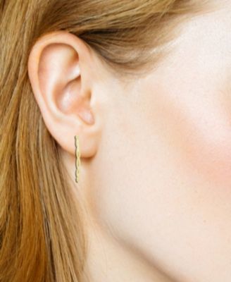 Puff Texture C hoop Earring in Gold Plated