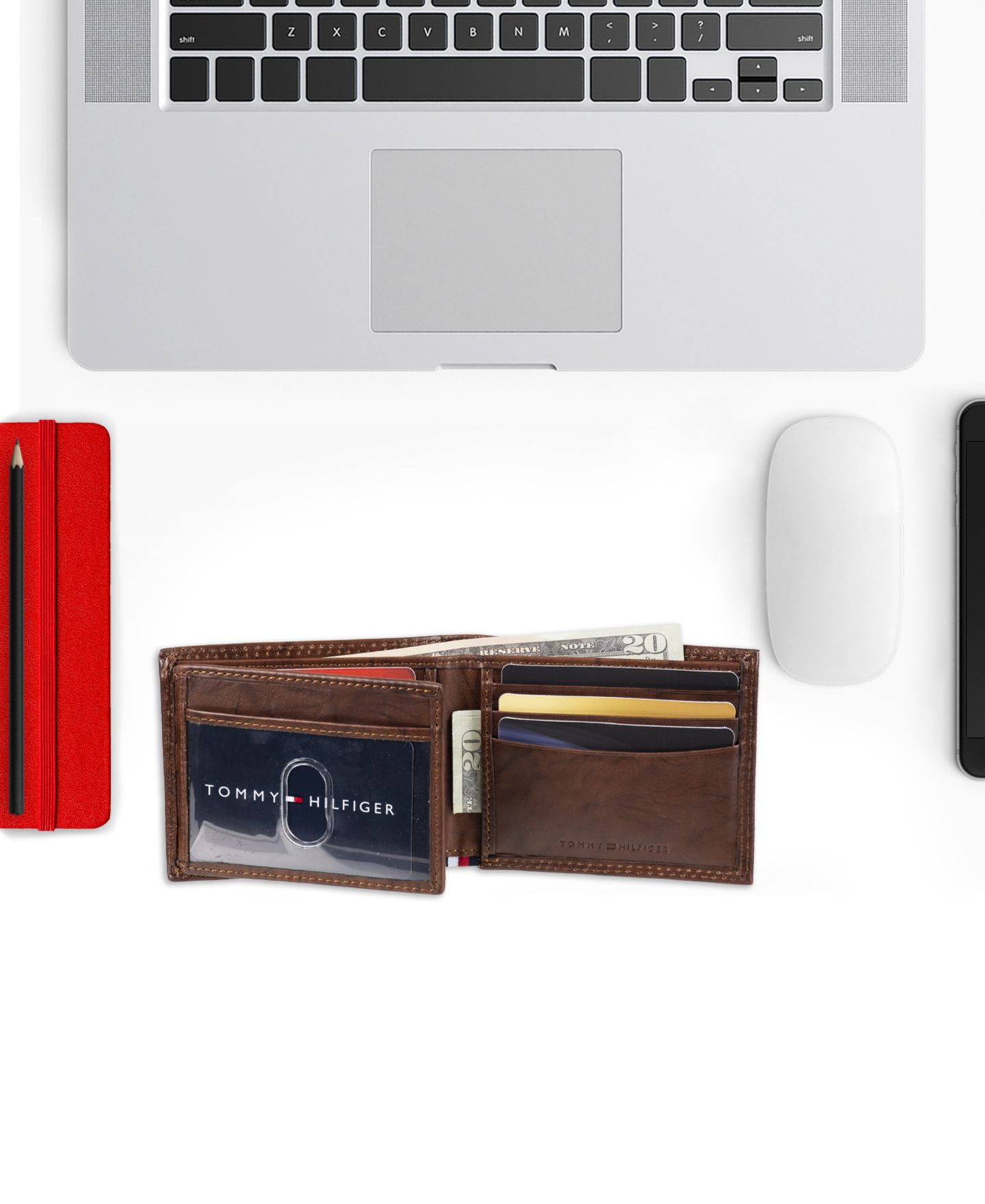 Мужской кошелёк Tommy Hilfiger Traveler RFID Extra-Capacity Bifold Leather Wallet, цвет: Рыжевато-коричневый — фото 5
