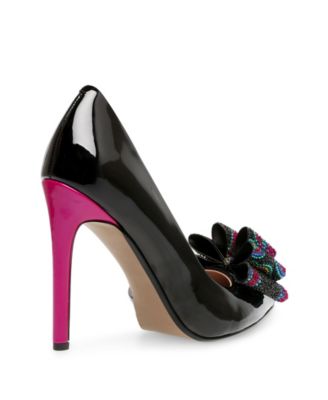 Betsey Johnson Women's Prince-P Bow Pumps & Reviews - Heels & Pumps ...