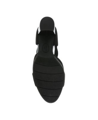 Women's Cain Pumps