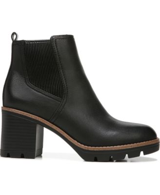 Women's Madalynn-Gore Water Resistant Lug Sole Chelsea Booties