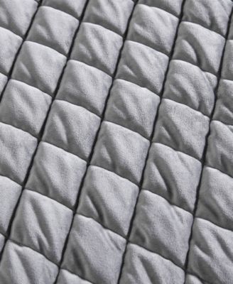 Diamond Velvet 3 Piece Quilt Set, Queen