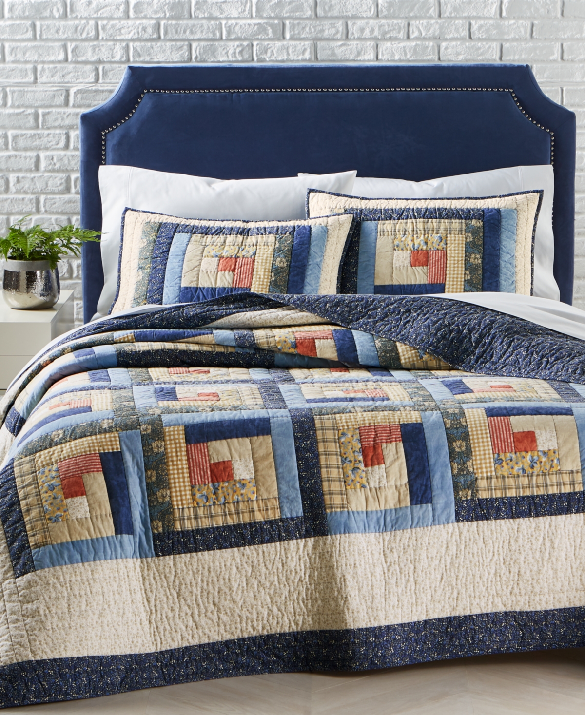 MARTHA STEWART COLLECTION ARTISAN LOG CABIN FULL/QUEEN QUILT, CREATED FOR MACYS