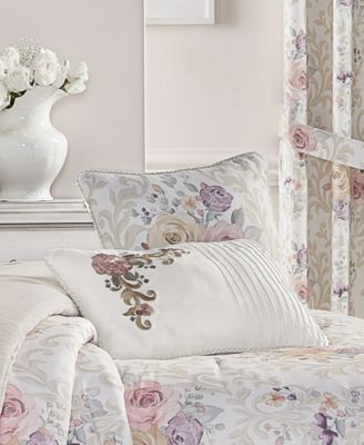 Chardonnay Decorative Pillow, 13" x 19"