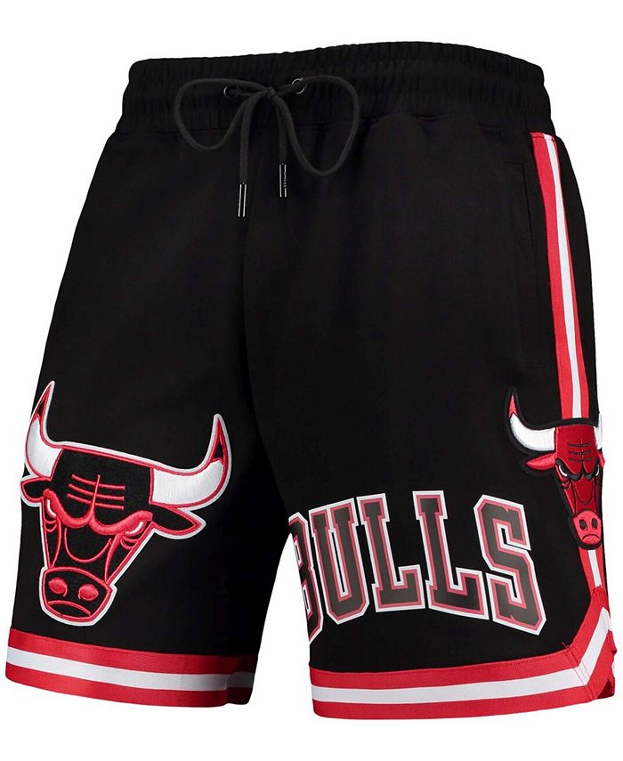 Pro Standard Men's Black Chicago Bulls Chenille Shorts - Macy's