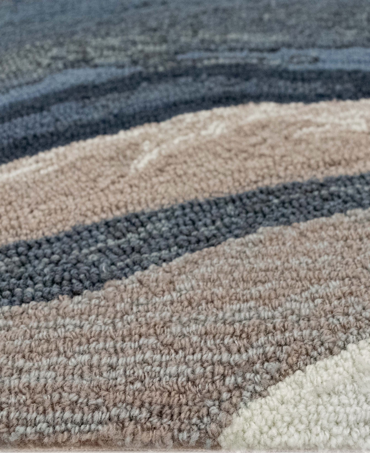 Liora Manne' Ravella Ipanema 2' x 8' Runner Outdoor Area Rug
