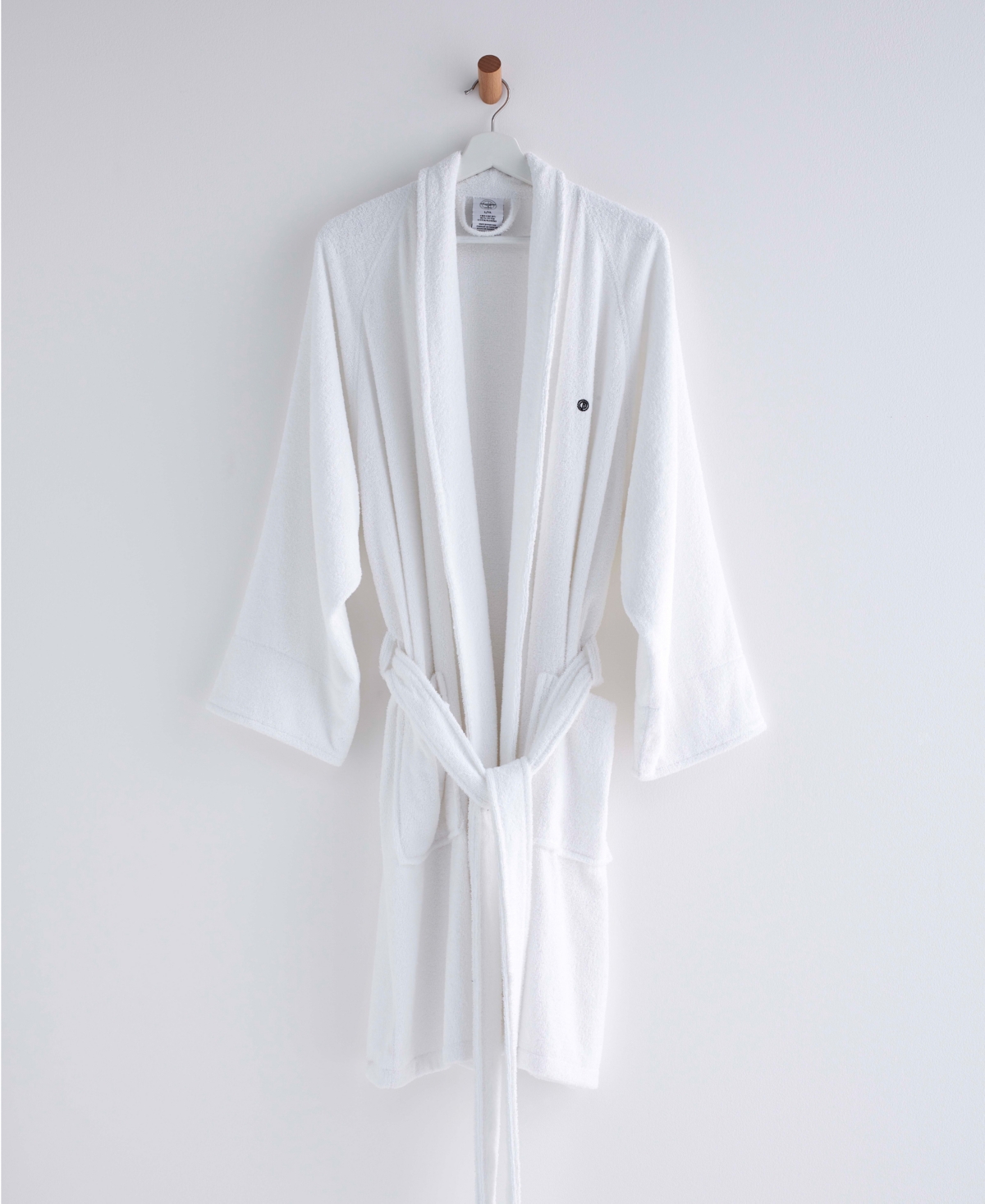 Clean Design Home X Martex Low Lint 100% Cotton Robe In White