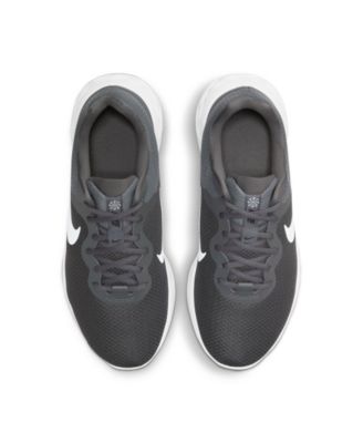 nike revolution 4 4e