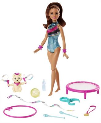 Barbie Dreamhouse Adventures Spin n Twirl Gymnast Doll and Accessories