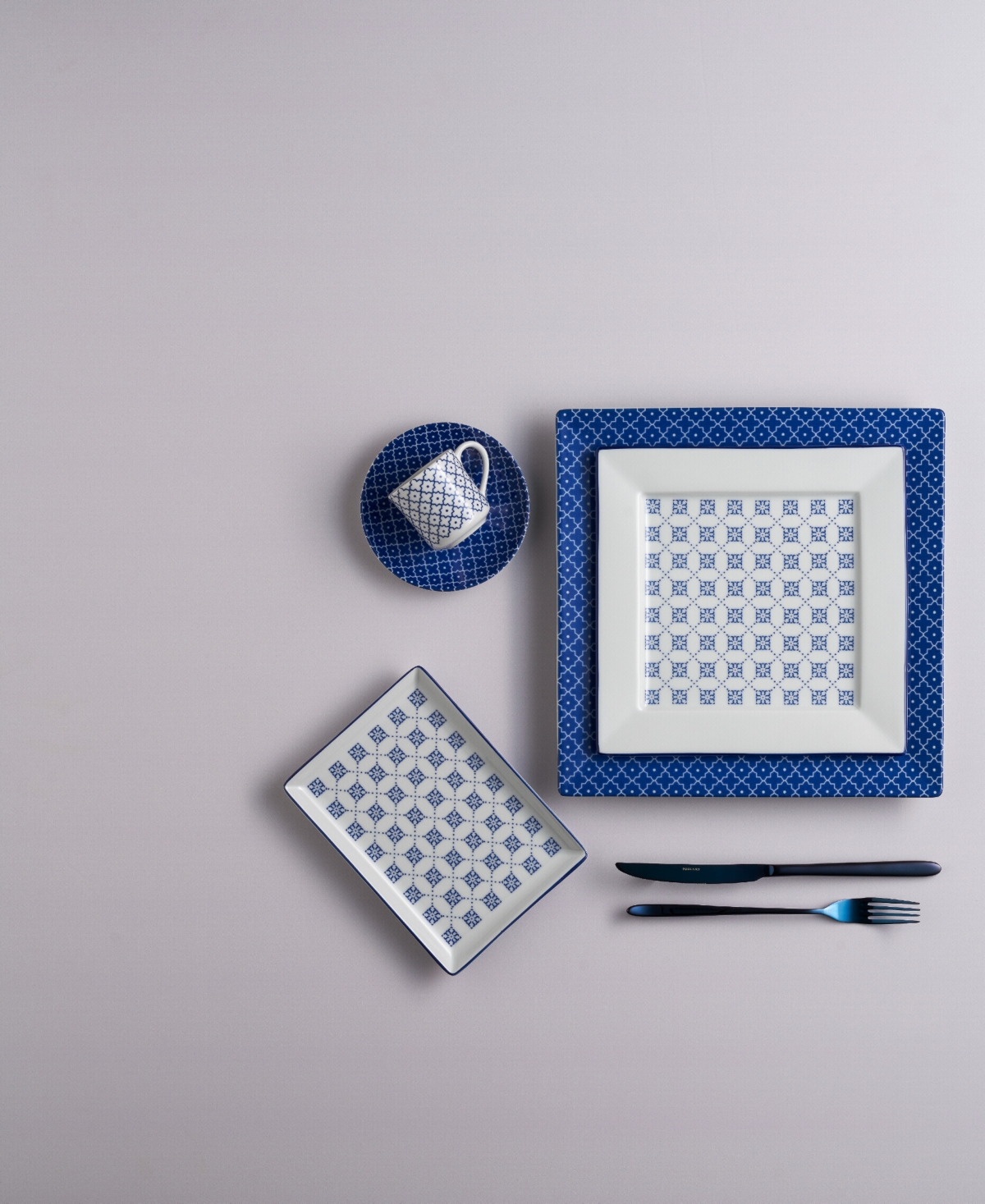 Blue Passion 3-Piece Place Setting Set - Blue and White
